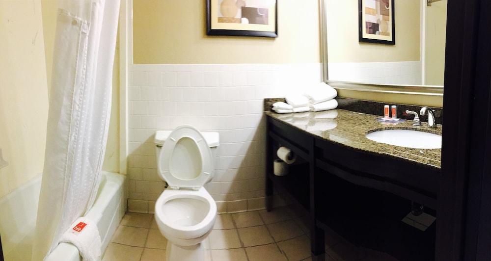Rodeway Inn Sandston Zewnętrze zdjęcie