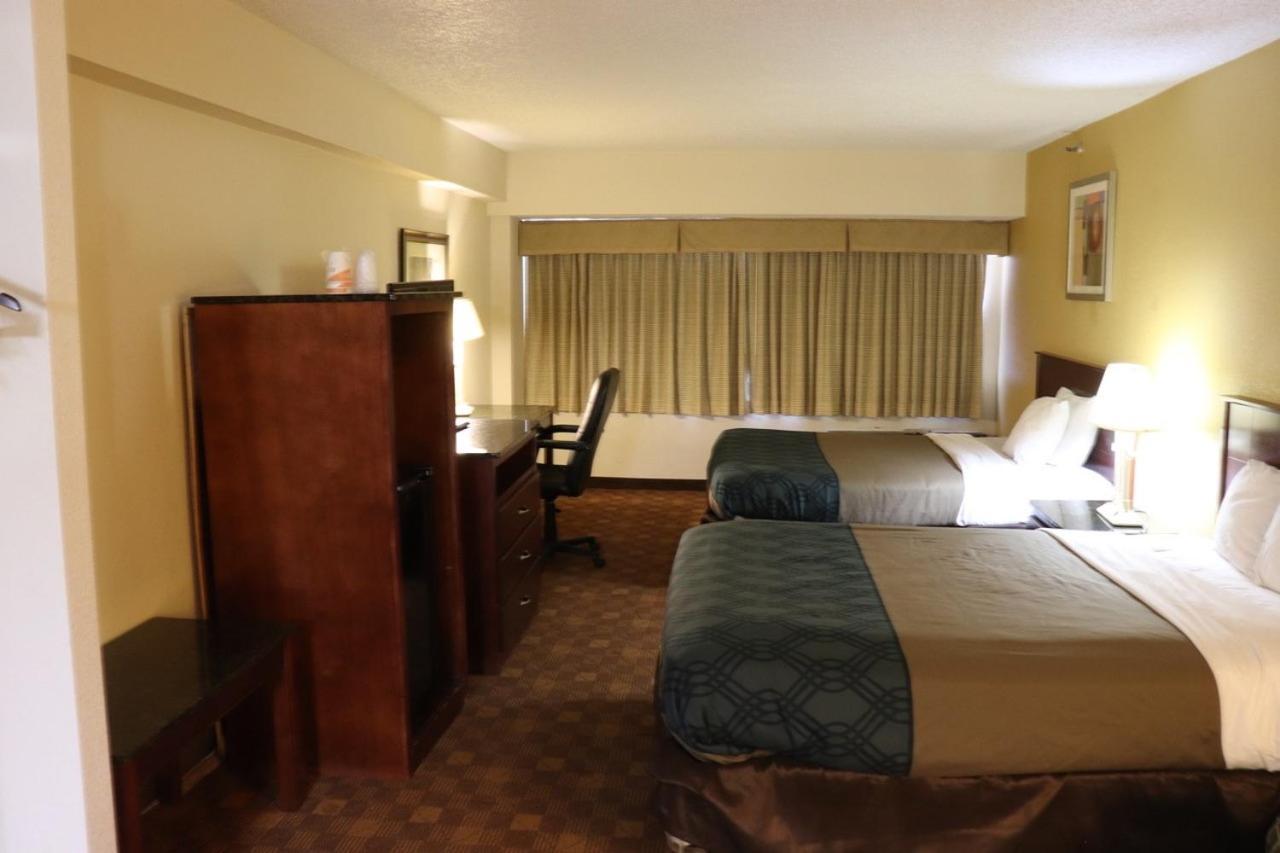 Rodeway Inn Sandston Zewnętrze zdjęcie