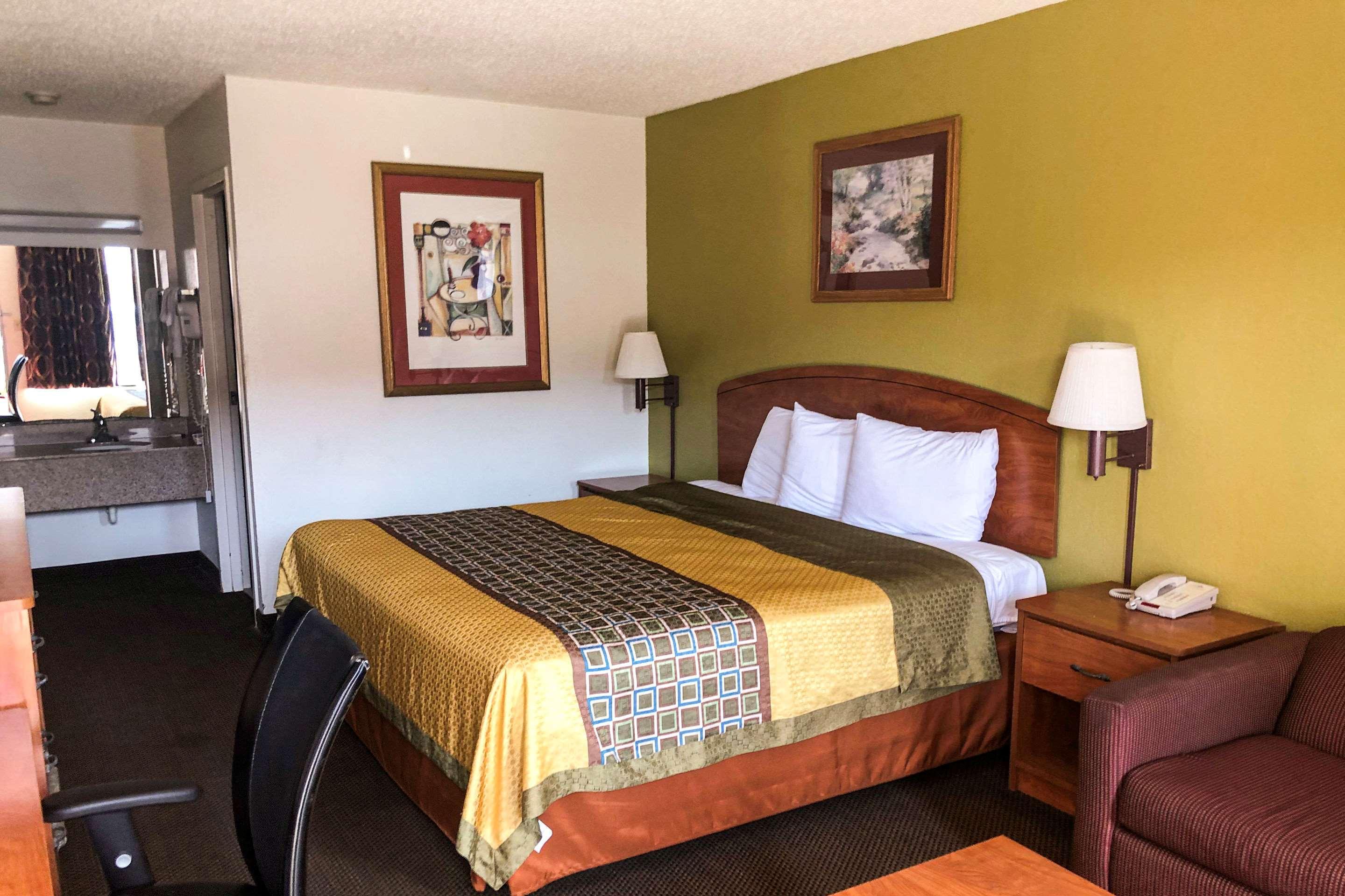 Rodeway Inn Sandston Zewnętrze zdjęcie