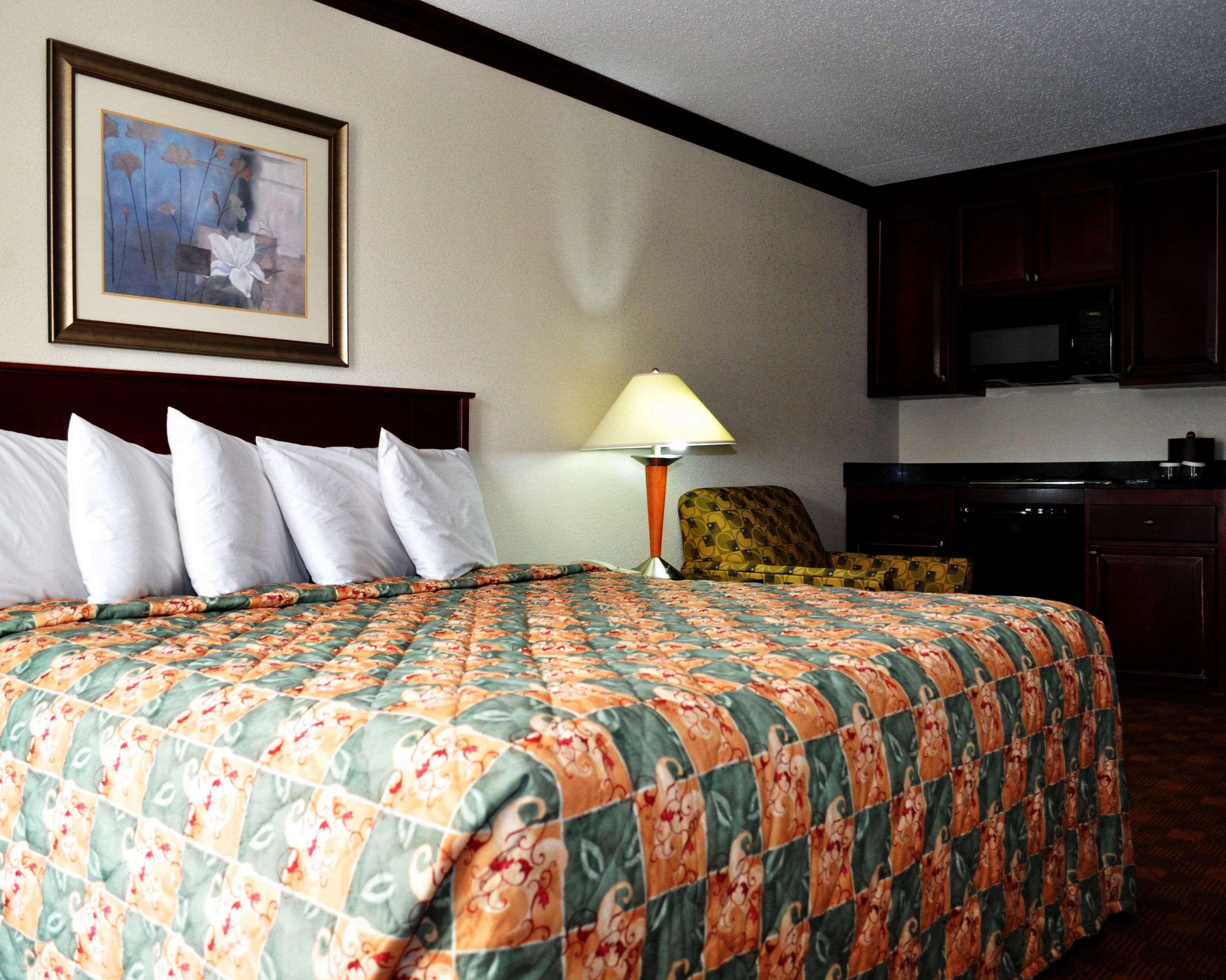 Rodeway Inn Sandston Zewnętrze zdjęcie