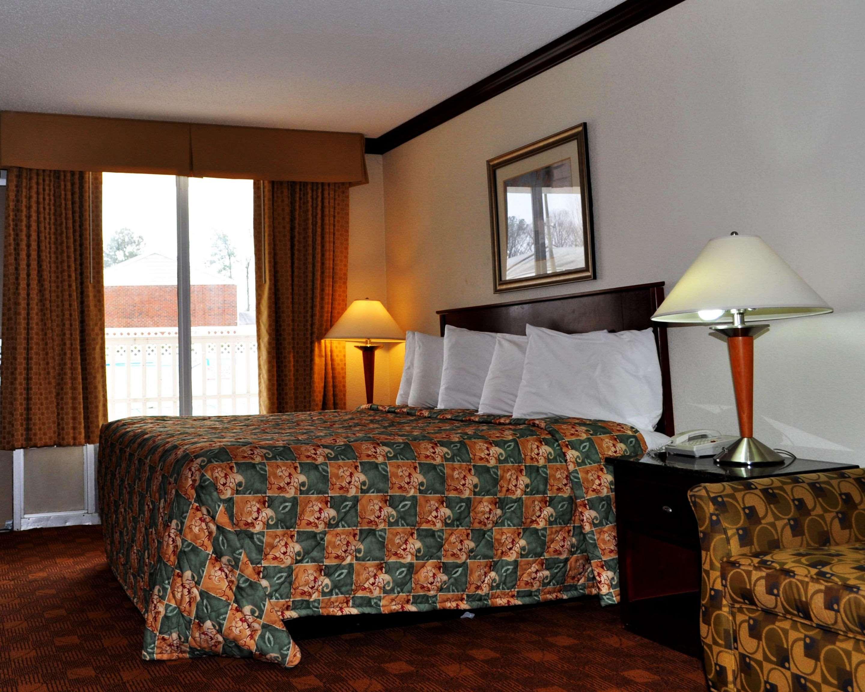 Rodeway Inn Sandston Zewnętrze zdjęcie