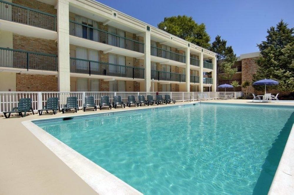 Rodeway Inn Sandston Zewnętrze zdjęcie