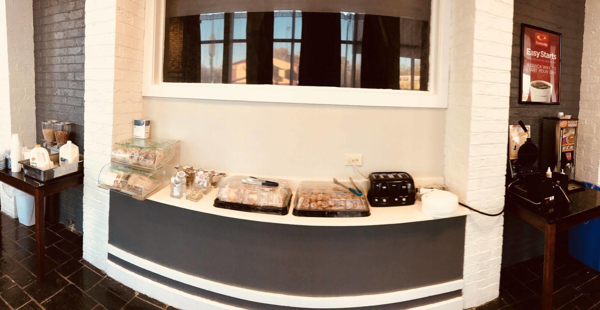 Rodeway Inn Sandston Zewnętrze zdjęcie